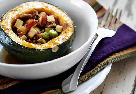acornsquashwithpecans stuffed acorn squash