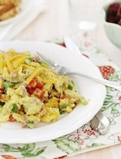 egg scramble with ham and pepper