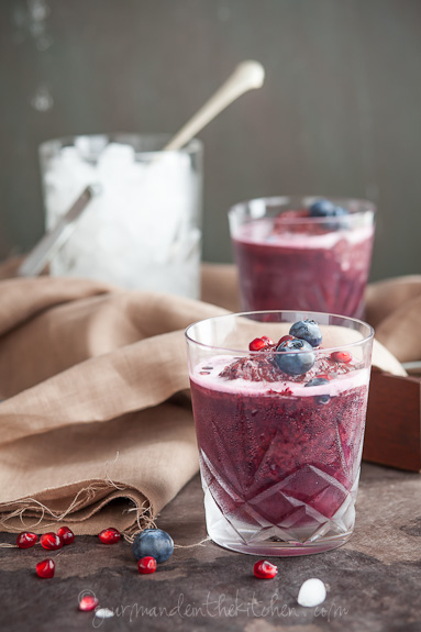 Blueberry Pomegranate Matcha Tea Slushy Sylvie Shirazi Blueberry Pomegranate Matcha Tea Slushy Sylvie Shirazi