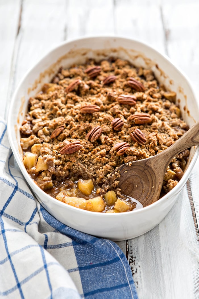 Apple Crisp With Oatmeal Pecan Crumble Topping Good Life Eats