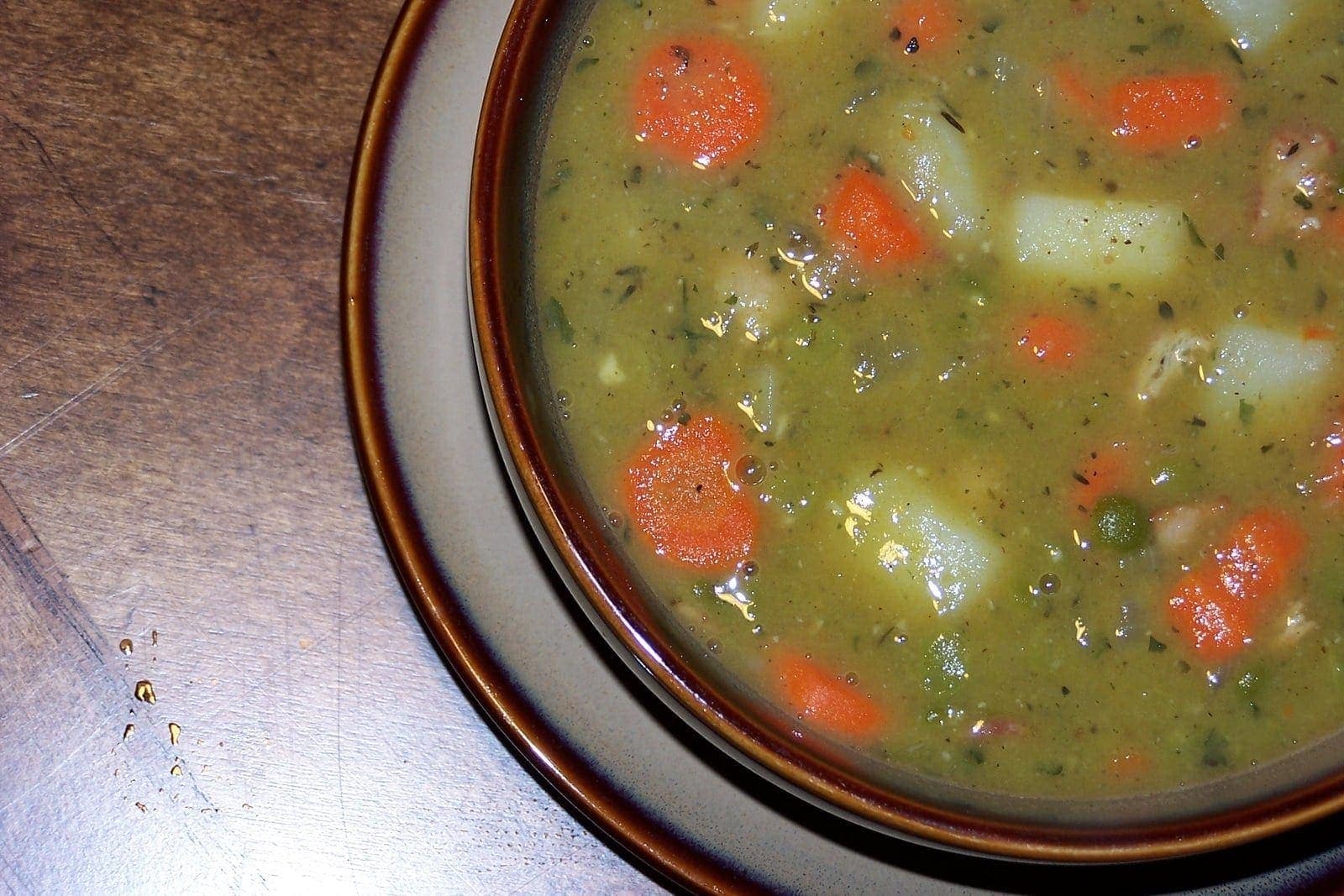 Easy Split Pea Soup Recipe With Bacon | Deporecipe.co