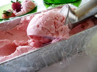 strawberry gelato