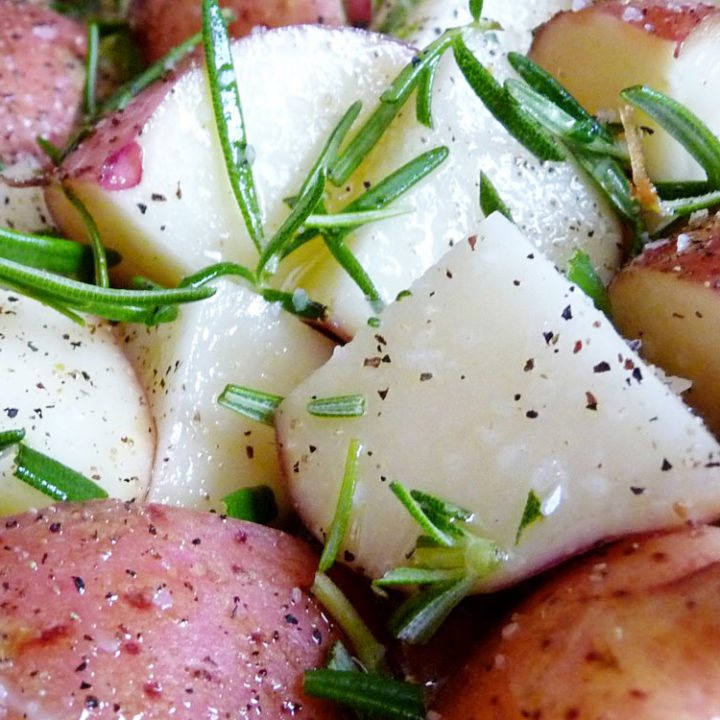 photo of foil pouch rosemary grilled potatoes