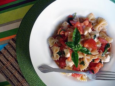 Pasta with Fresh Basil, Tomatoes, and Mozzarella