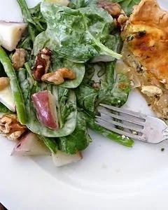 caramelized onion quiche