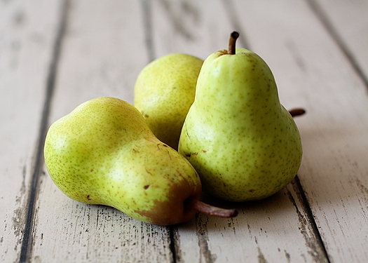 three bartlett pears to use making pear compote