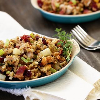 bacon cranberry stuffing