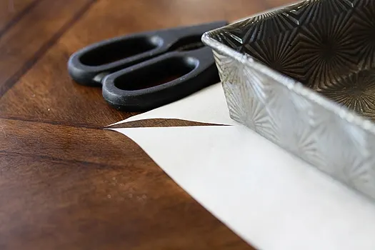 how to line a pan with parchment