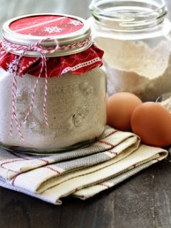 homemade jar gifts - 5 grain pancake mix