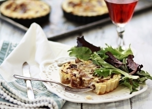 caramelized onion quiche