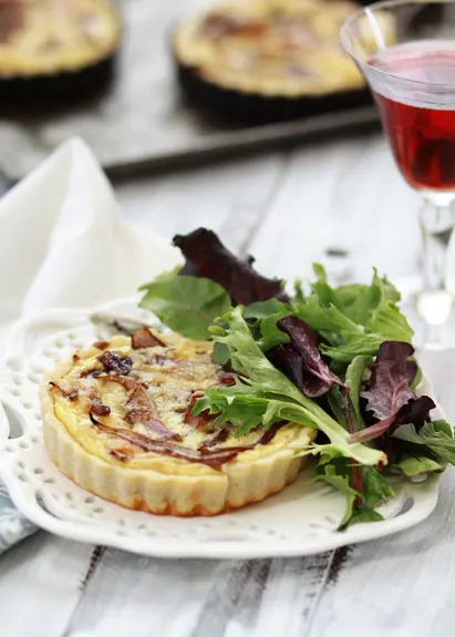 american egg board caramelized onion quiche