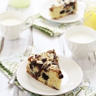 lemon and blueberry breakfast cake