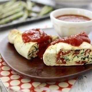 Spinach Calzones with Ricotta and Sun-Dried Tomatoes