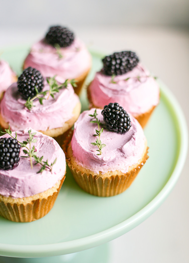 photo of blackberry cupcakes on a cake stand