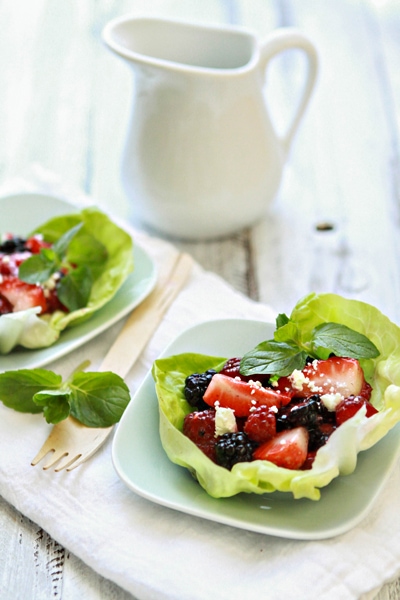 Balsamic Berry Salad Lettuce Cups