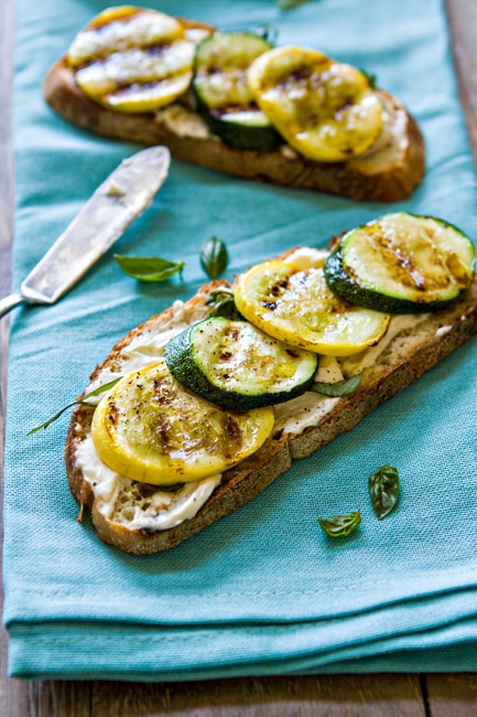 This Grilled Summer Squash Sandwich is so easy to make and it is the perfect way to use up that summer squash and zucchini!