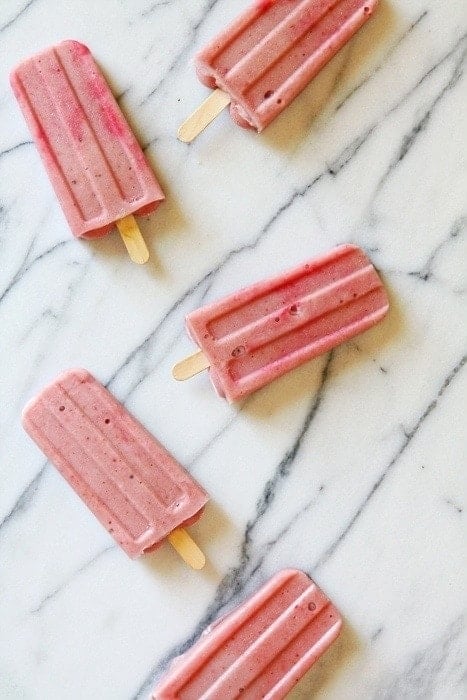 creamy berry banana pops