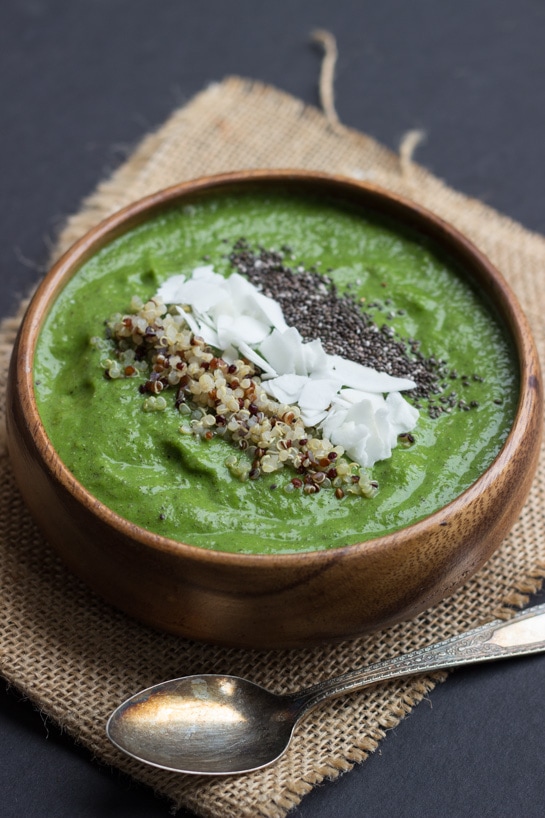 green smoothie bowl