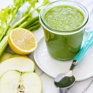 pineapple apple kale smoothie
