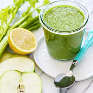 pineapple apple kale smoothie