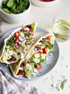greek grilled chicken pitas
