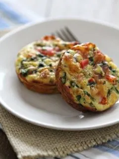Make Ahead Mini Ham and Spinach Breakfast Pies