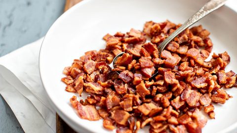 Homemade Bacon Bits Recipe (Easy Bacon Crumbles!)