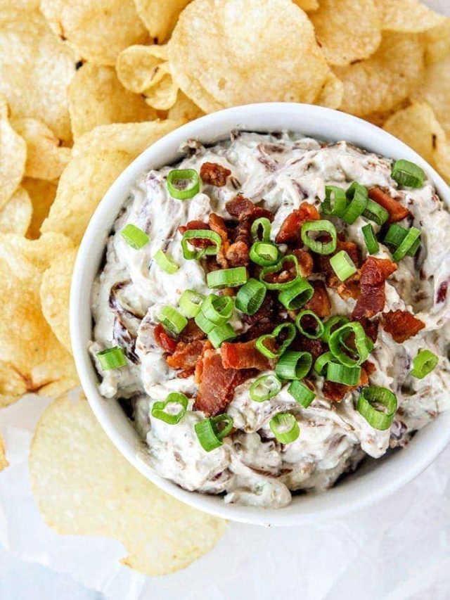 How to Make Easy Caramelized Onion Bacon Dip with Blue Cheese Good