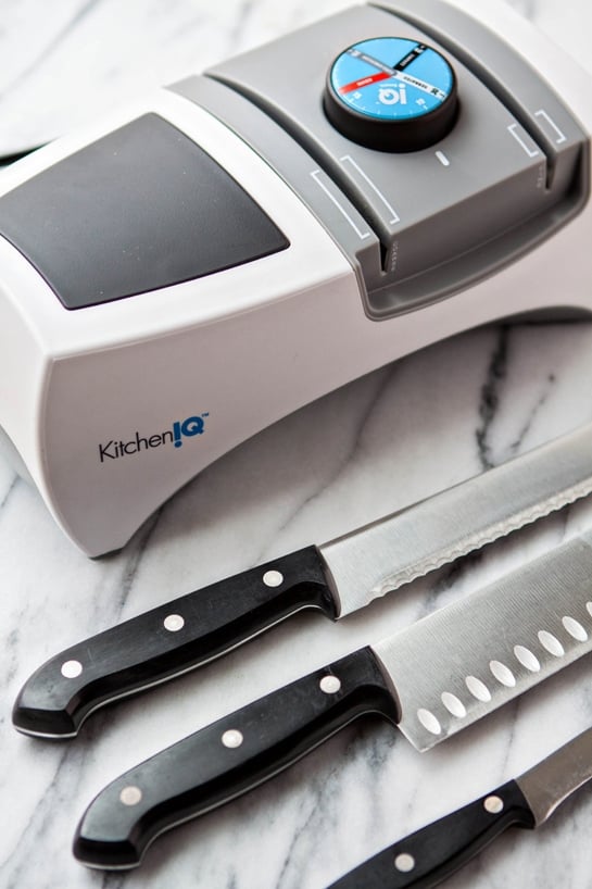 Types of Knife Sharpeners - Manual, Electric & More