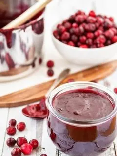Red Wine Pomegranate Cranberry Jelly