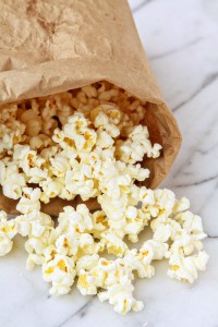 How to Make Homemade Microwave Popcorn