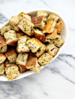 Easy Homemade Croutons