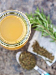 Green Tea Apple Cider Vinegar Hair Rinse to Promote Healthy Scalp and Hair Growth