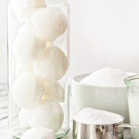 DIY Moisturizing Bath Bombs