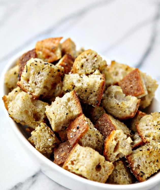 Easy Homemade Croutons