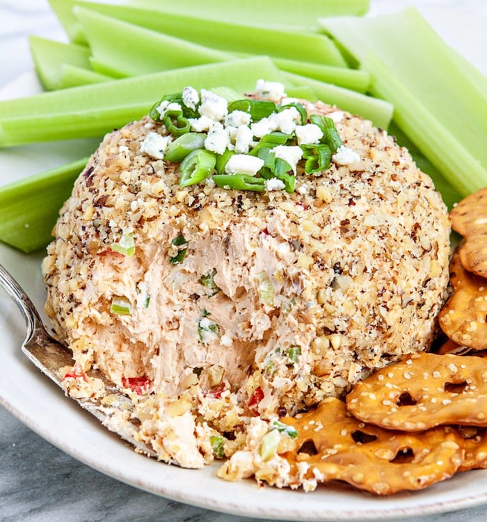 Buffalo Blue Cheese Ball