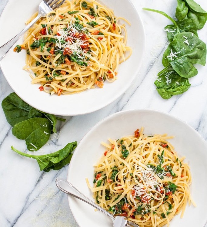 One Pot Pasta: Sundried Tomato Spinach