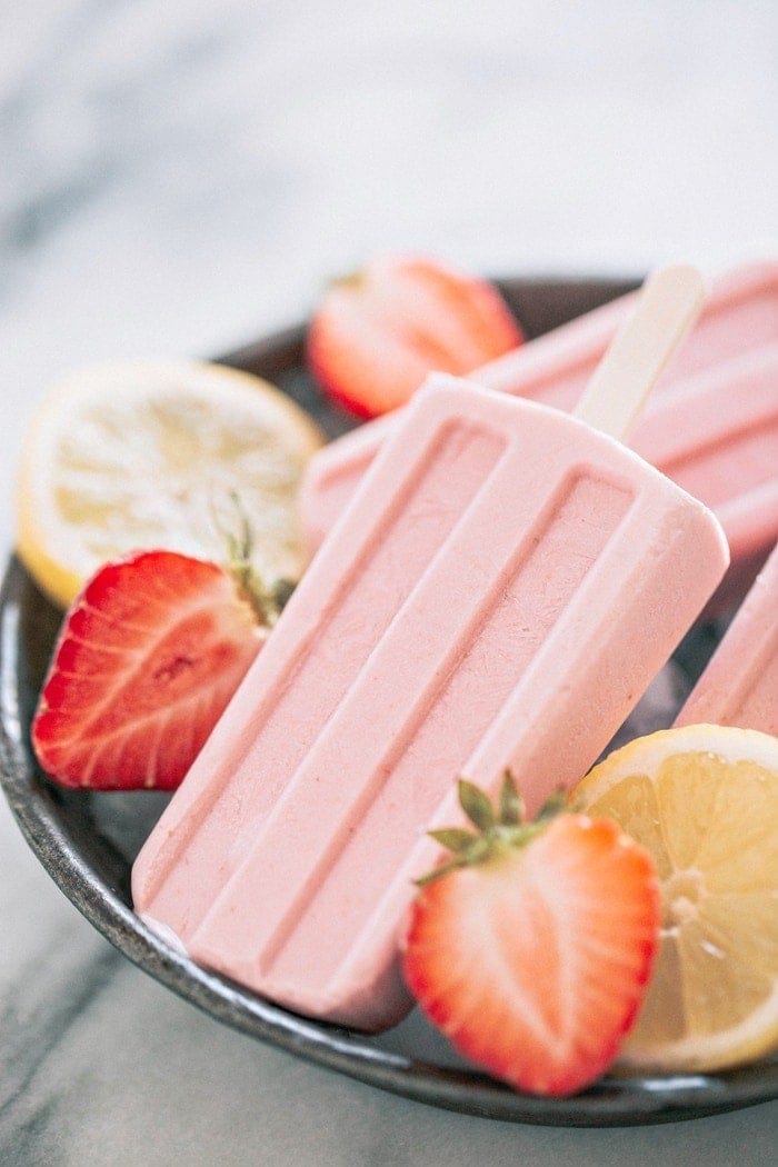 Creamy Strawberry Lemonade Popsicles images and recipe