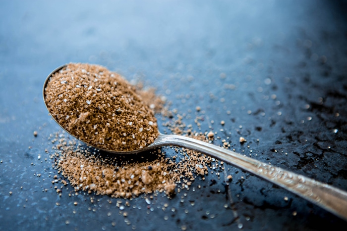 bbq chicken rub on silver spoon