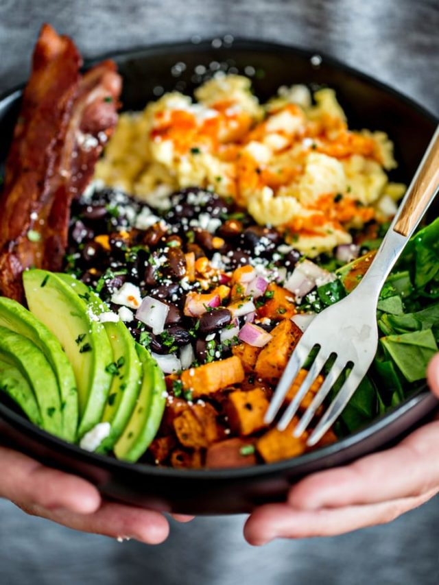 Southwest Protein Breakfast Bowls with Sweet Potato and Black Beans