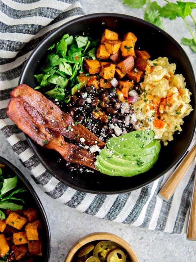 southwest protein breakfast bowls with sweet potato and black beans