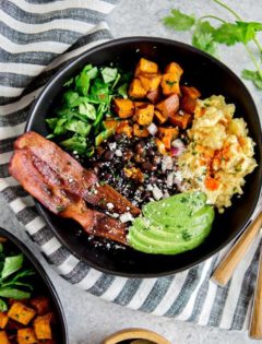 southwest protein breakfast bowls with sweet potato and black beans