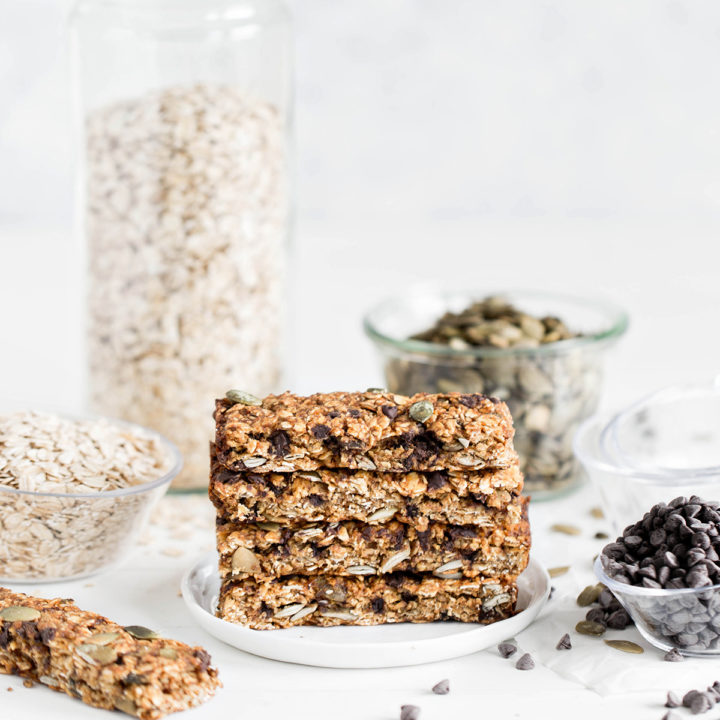 photo of a healthy granola bar recipe