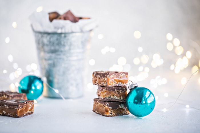 These Milk Chocolate Caramel Crunch Bars are like Homemade 100 Grand Bars, but even better!