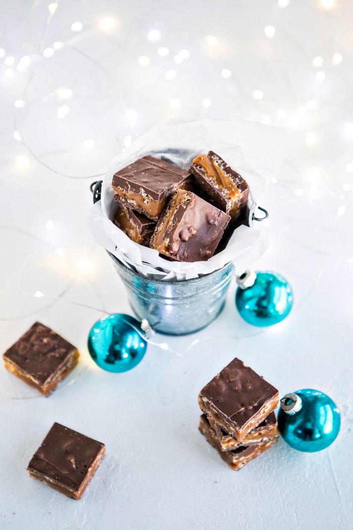These Milk Chocolate Caramel Crunch Bars are like Homemade 100 Grand Bars, but even better!