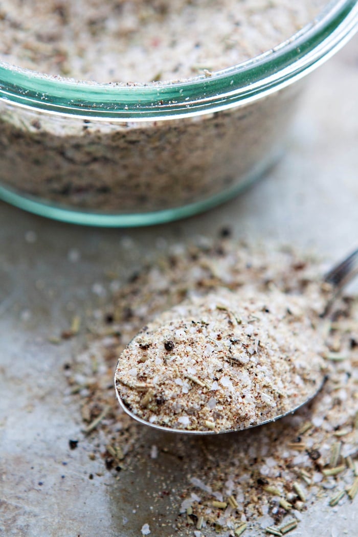 Homemade Garlic and herb seasoning