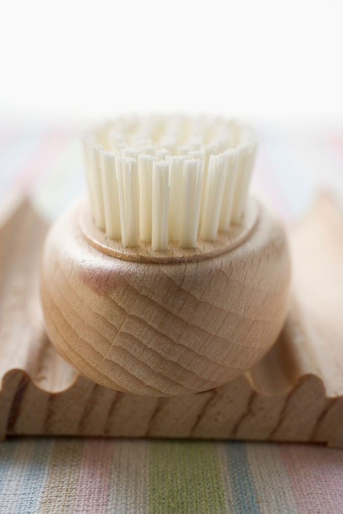close up of the type of scrub brush i recommend for cleaning cast iron