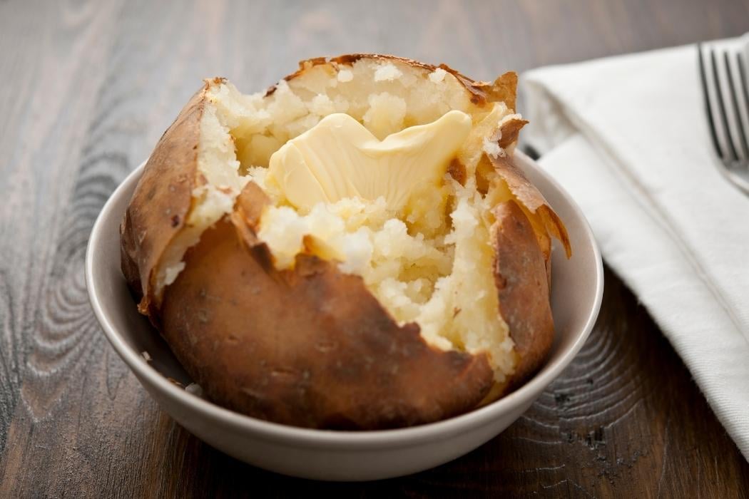 10-Minute Microwave Baked Potatoes - Family Food on the Table