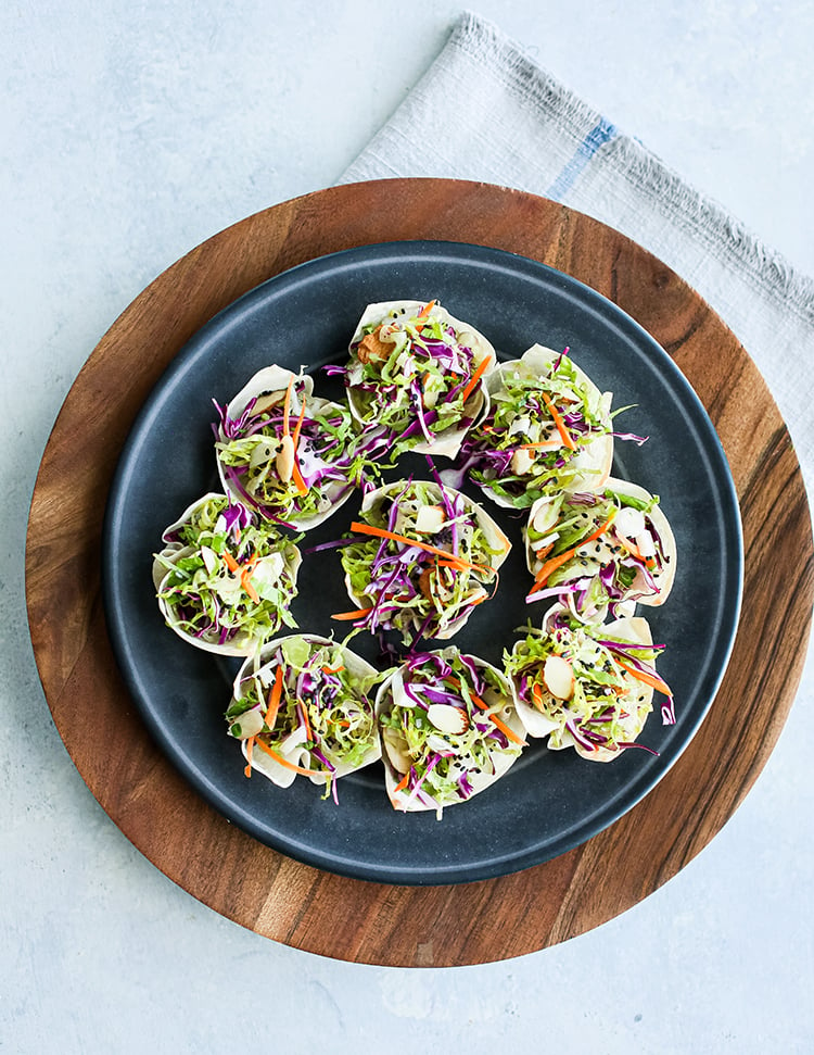 https://www.goodlifeeats.com/wp-content/uploads/2022/01/Easy-Asian-Salad-Wonton-Cup-Appetizers-recipe.jpg