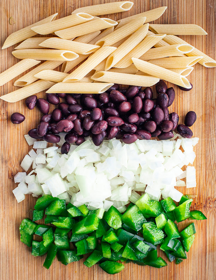 ingredients to make a black bean pasta dish